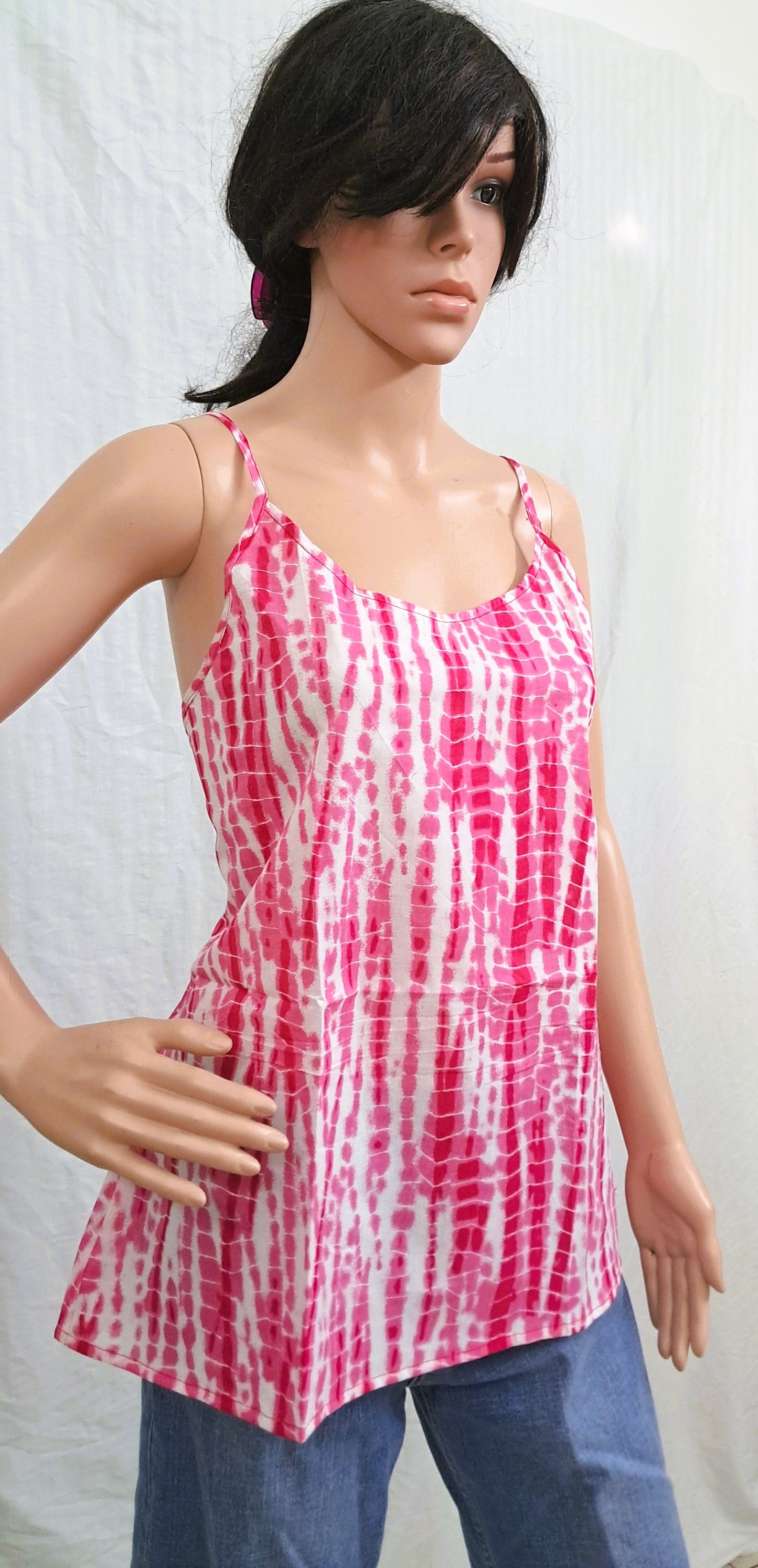 Pink Cotton Sleeveless Short Kurti