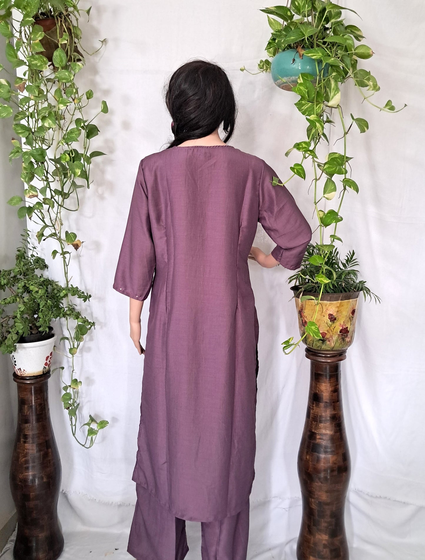 Lilak Embroidered Premium Chinon Silk Kurta Sets