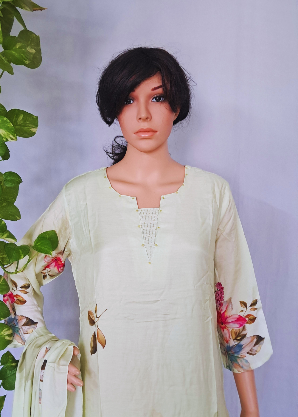 Muslin Pista Kurta, Pants & Dupatta set
