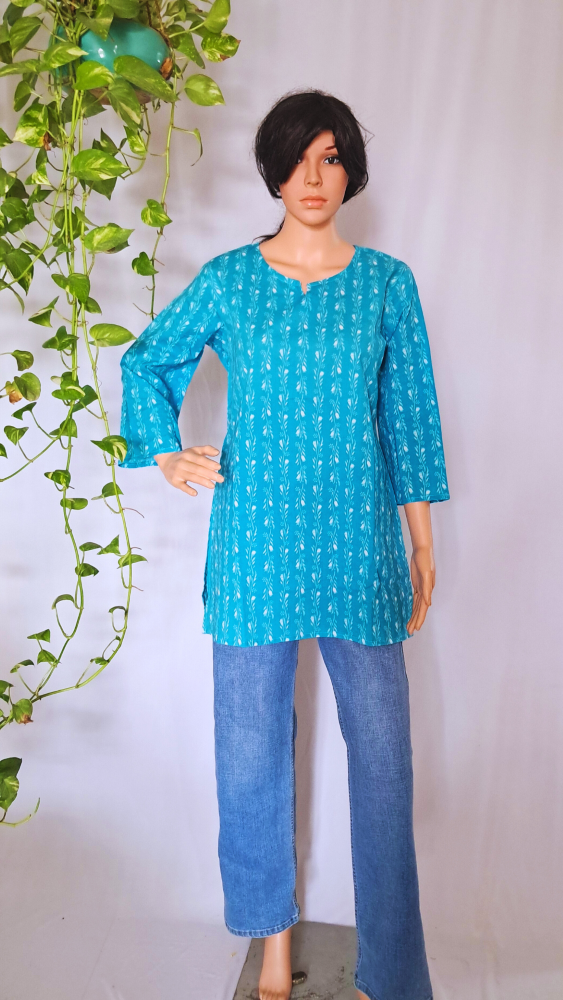 Blue Spiral Print Short Kurti