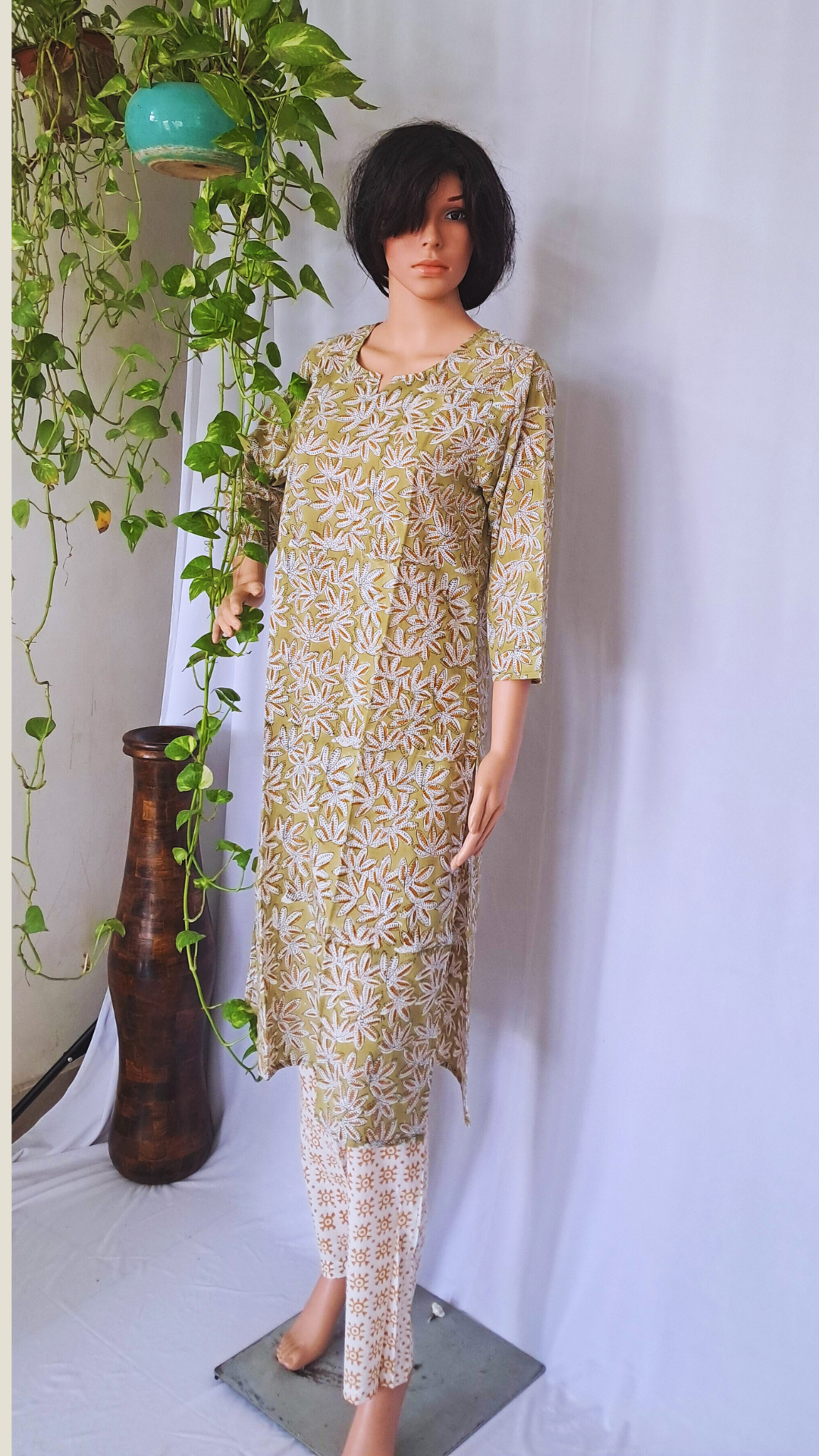 Green Floral Cotton Kurta Sets