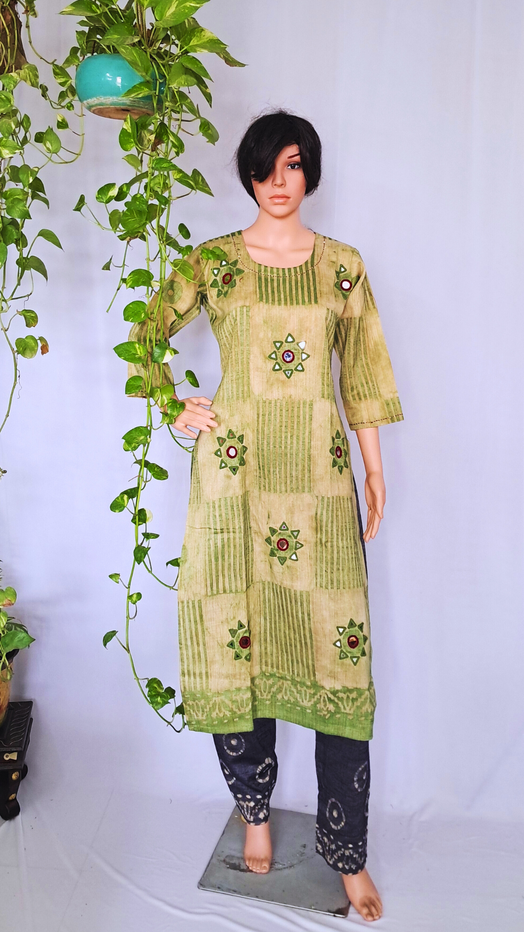 Green Batik Linen Kurta Pant Sets