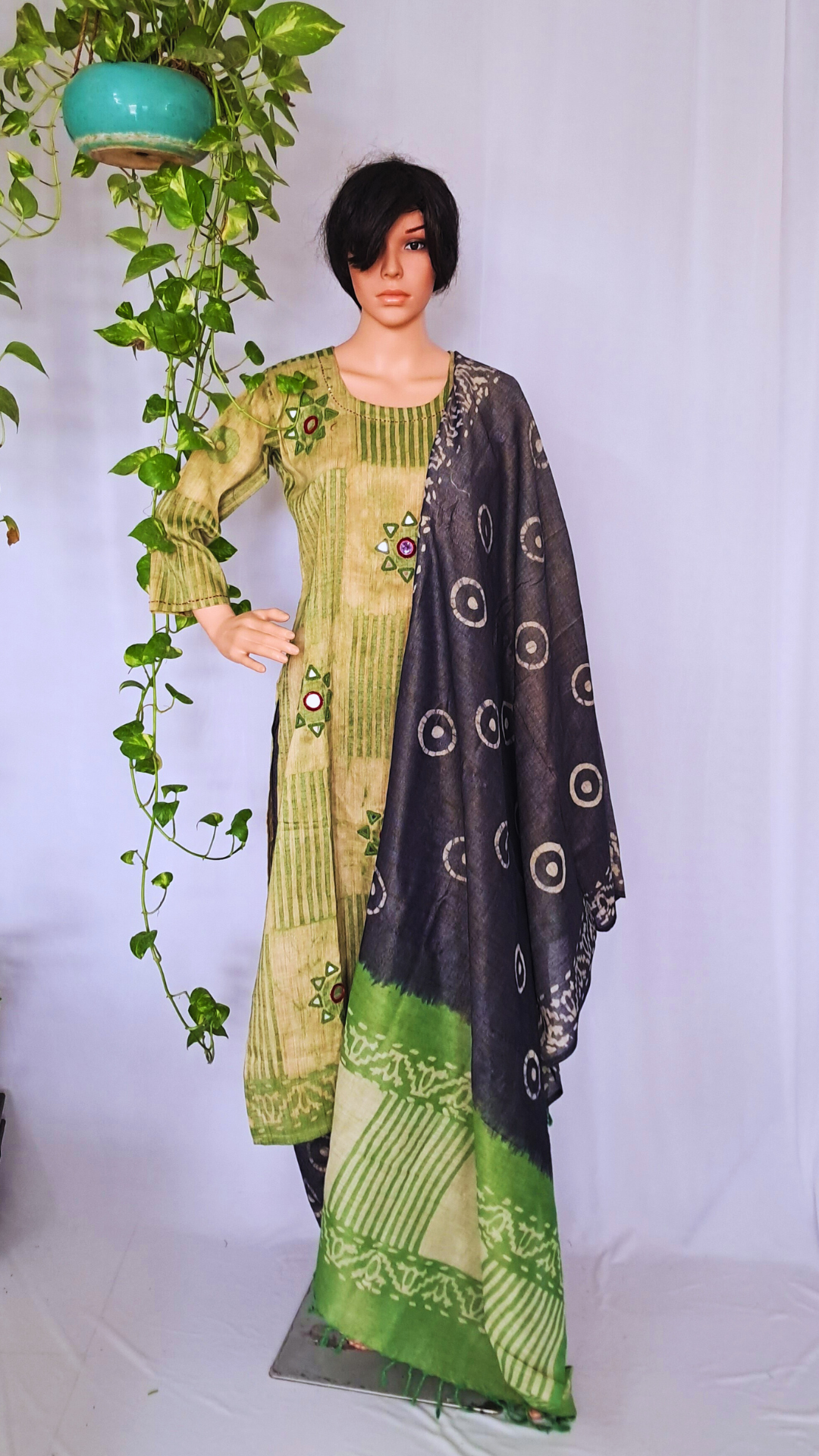 Green Batik Linen Kurta Pant Sets