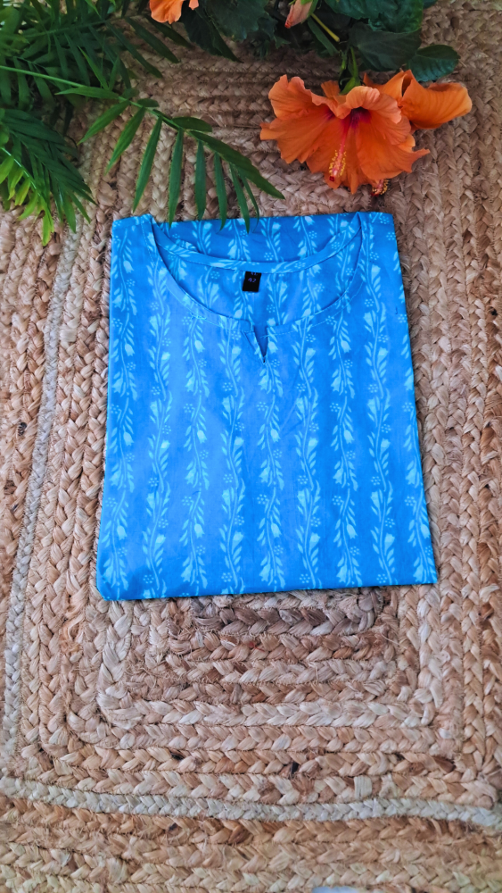Blue Spiral Print Short Kurti