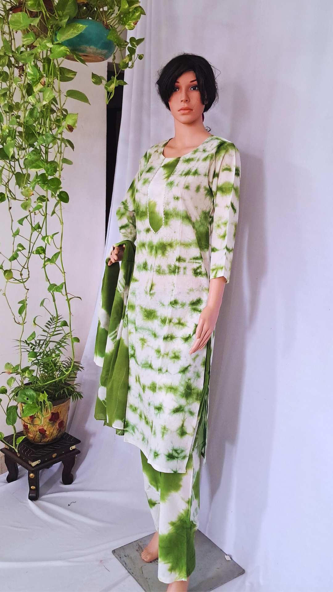 Green Premium Cotton Kurta Pant & Dupatta Set