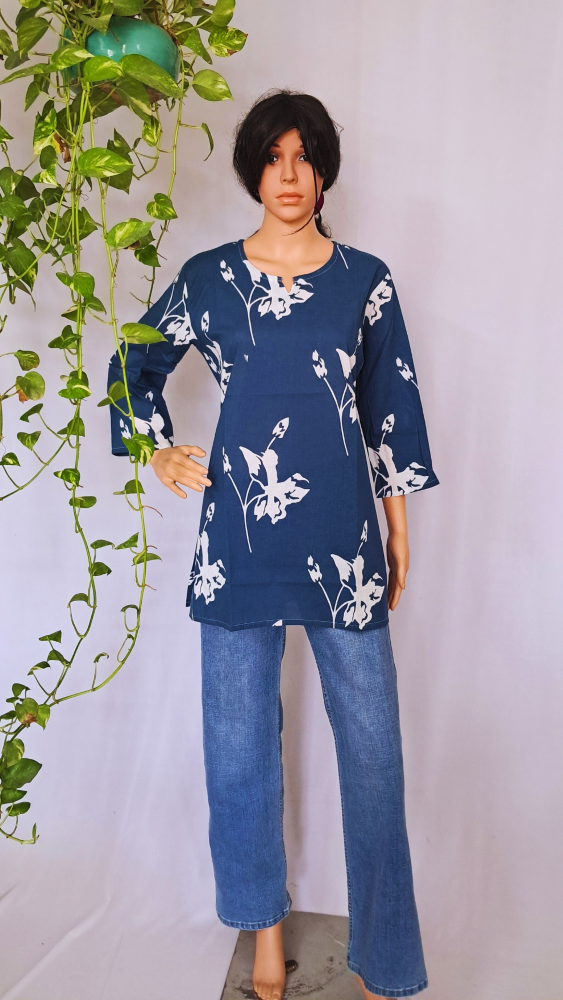 Rama Green Short Kurti For Jeans