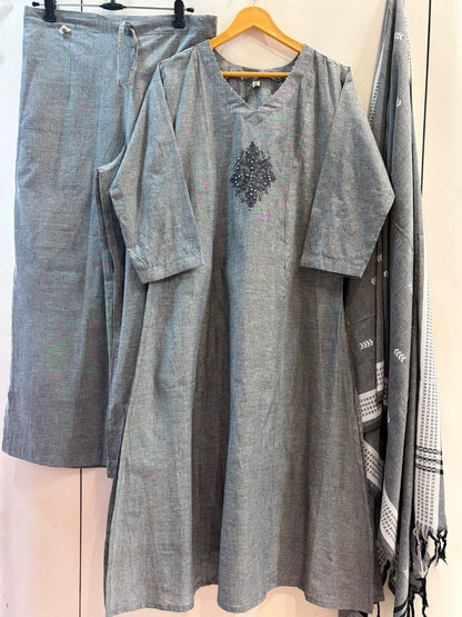 Handloom Cotton Kurta, Pants & Dupatta Set