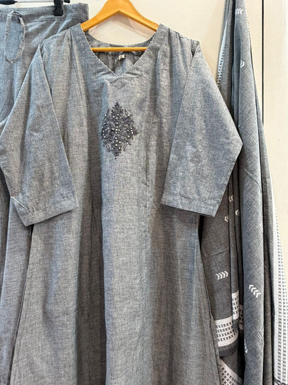 Handloom Cotton Kurta, Pants & Dupatta Set