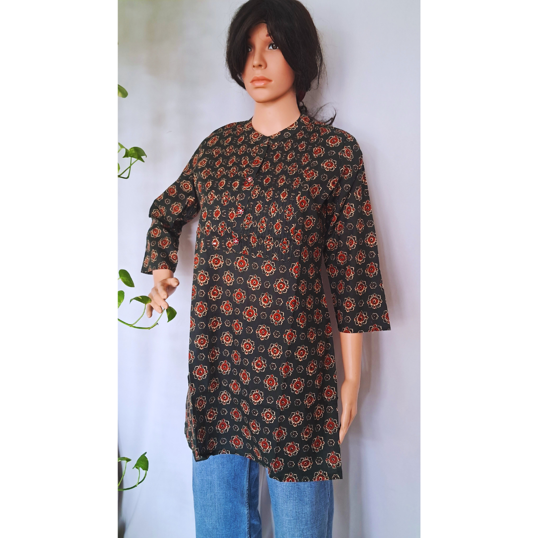 Rama Green Short Kurti For Jeans